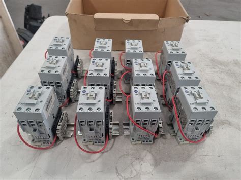 Surplus Electronic Components Auction | Skylarc