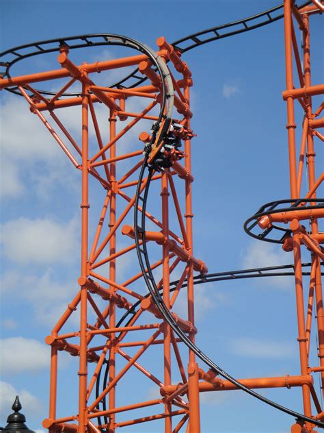 Mumbo Jumbo - Flamingo Land Resort, North Yorkshire, Inglaterra. | Roller coaster, Amusement ...