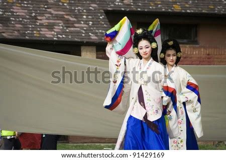 London - August 15: Korean Ethnic Dancers Perform, Taepyeongmu, Dance ...