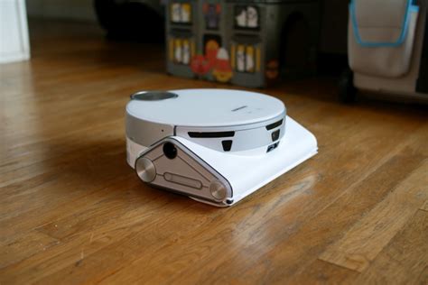 Samsung Jet Bot AI+ Review: Home Security on Wheels is Here | Digital Trends