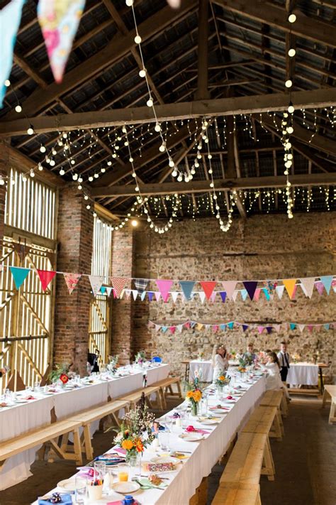 35 Beautiful Wedding Bunting Ideas for your Big Day - Mrs to Be