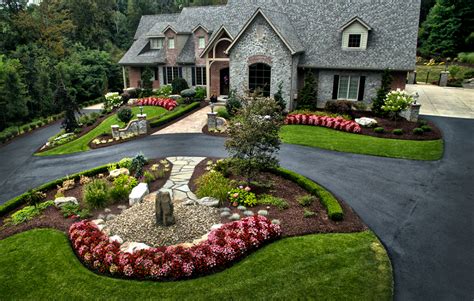 Circular Driveway Landscaping Ideas