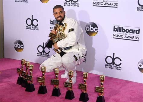 Billboard Music Awards Will Award Drake Artist Of The Decade Award ...