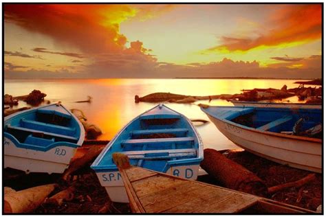 The fisherman's sunset - Photograph at BetterPhoto.com | Sunset, Blue boat, Sunrise sunset