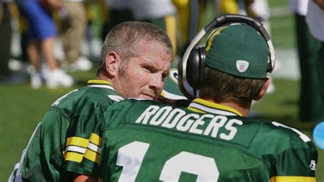 Brett Favre Has Spoken Out About Aaron Rodgers' Move To The New York Jets - BroBible