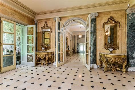 3 Gilded Age mansions for sale right now - Curbed Vintage Interior ...