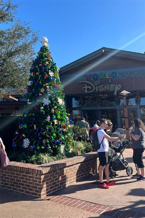 Christmas at Disney Springs: Festive Things to See and Do - Magical ...