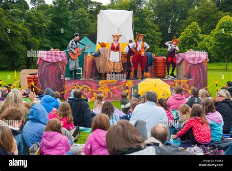 Outdoor children's theatre puppet show at Crathes Castle in Aberdeenshire, Scotland Stock Photo ...