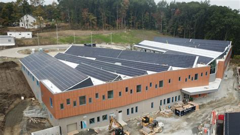 Award-Winning School With Unique Roof Design Has Minimal Environmental ...