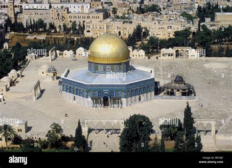 DOME OF THE ROCK - MOSQUE BUILT IN THE 7TH. C. ON MT. MORIAH ON THE ...