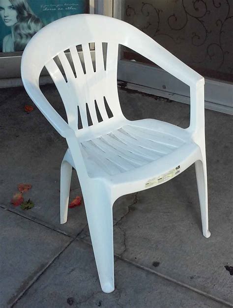 UHURU FURNITURE & COLLECTIBLES: SOLD Plastic Patio Chairs - $5 each (we have 9)