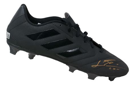 Lionel Messi Signed Adidas Soccer Cleat (Beckett) | Pristine Auction