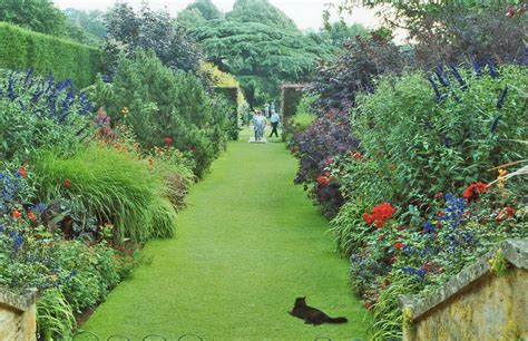 Heart of England: Hidcote Manor Garden