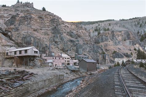 Abandoned Eagle Mine, EPA Superfund site. Colorado. [OC][1600x1067] : r/AbandonedPorn