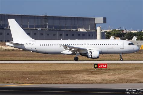 Ryanair --- Airbus A320 --- YL-BBC | Adrian Cilia | Flickr