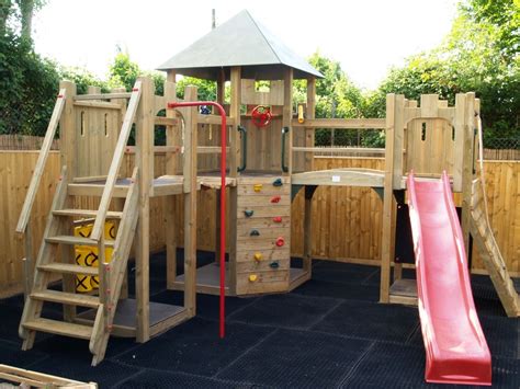 Design Create Play - Bespoke Wooden Playhouses, Treehouses and Climbing Frames for children ...