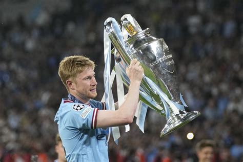 De Bruyne again goes off injured in Champions League final but Man City ...