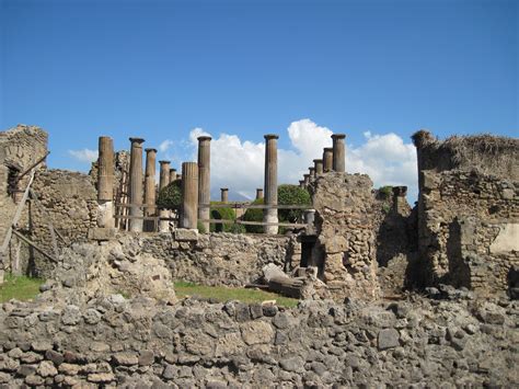 Ruins at Pompeii, Italy.Cool | Photo, Travel, Pompeii