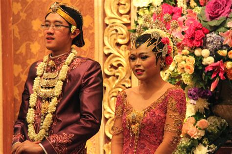 Life as an expat in Indonesia: Indonesian Weddings