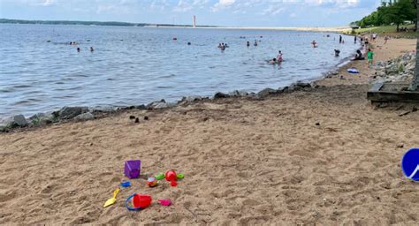 Lake Murray Public Park: Perfect Summer Swimming