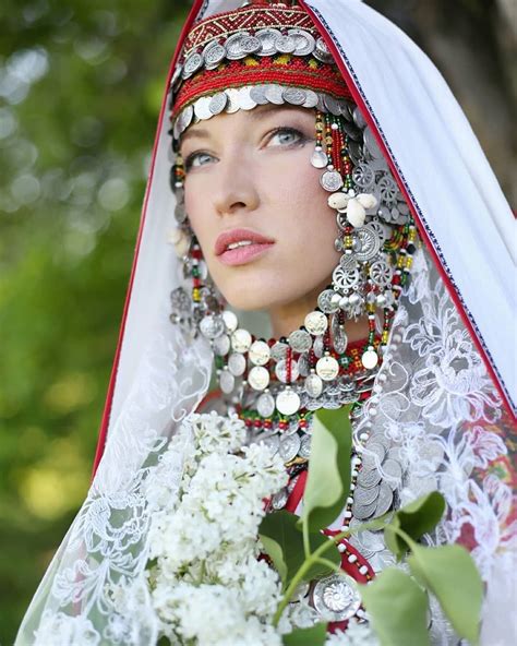 Чувашский свадебный наряд. Chuvashia Historical Costume, Apparel Design, Headdress, Costume ...