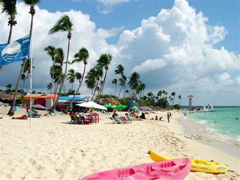 La Romana-Bayahibe beaches hoist the Blue Flag