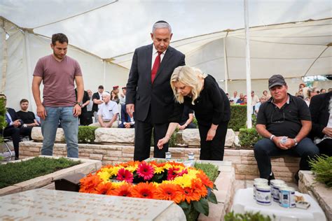 Video: Memorial Service Held For Lt. Col. Yonatan Netanyahu, Forty-Five Years After The Entebbe ...