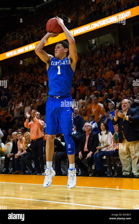 February 17, 2015: Devin Booker #1 of the Kentucky Wildcats shoots the ...