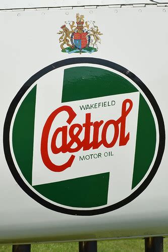 Castrol emblem on Mew Gull 'G-AEXF' | Close up of the Castro… | Flickr