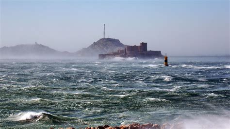 Wind-Portrait: der Mistral (Mittelmeer) - Für Segler erklärt