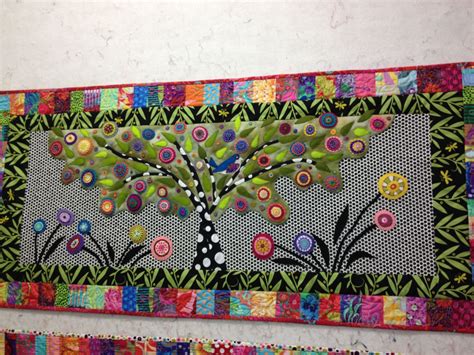 How beautiful is this wool/fabric appliqued quilt by Wendy Williams Wool Applique Patterns ...