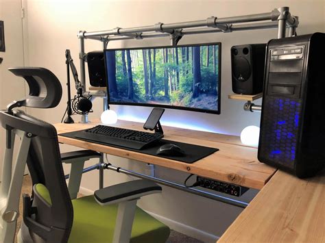 7 DIY Pipe Computer Desk Ideas to Improve Productivity