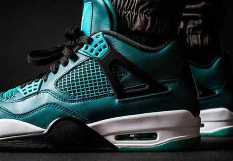 Air Jordan 4 "Teal" - Release Reminder - SneakerNews.com