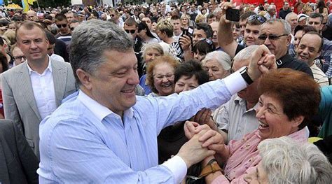 'Chocolate King' Petro Poroshenko Claims Win in Ukraine President Vote ...