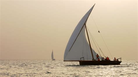 Lateen Sails - What Are They And Why Are They Important? - Two Get Lost