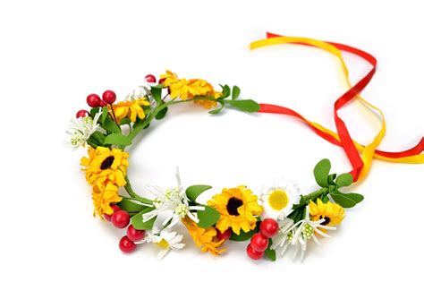 Festival Garlands: Golden Harvest | Oktoberfest garland, Golden harvest ...