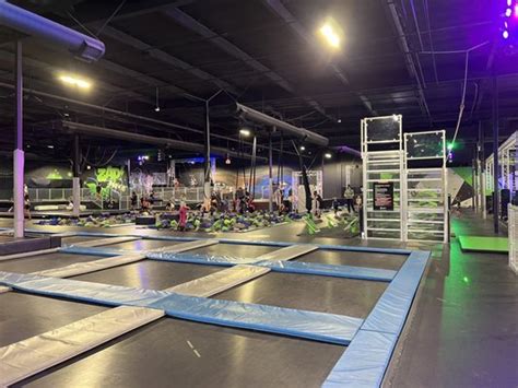 SKY ZONE TRAMPOLINE PARK - Updated December 2024 - 205 Photos & 446 ...