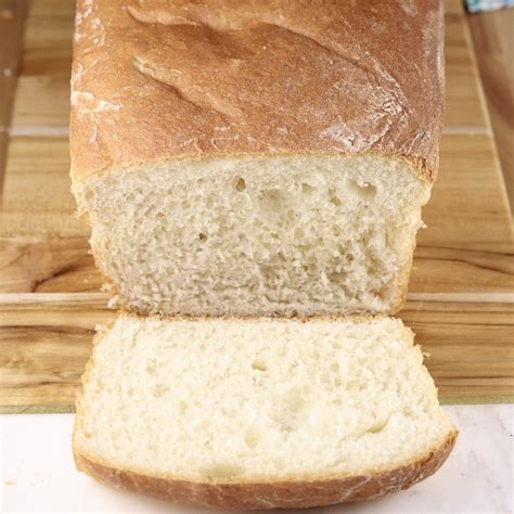 Amish White Bread {Easy Recipe} - Miss in the Kitchen