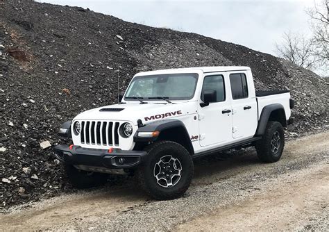 Test Drive: 2020 Jeep Gladiator Mojave | The Daily Drive | Consumer Guide®