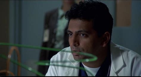 View Photo: M. Night Shyamalan in The Sixth Sense | M. Night Shyamalan Online