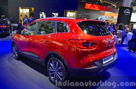 Renault Kadjar rear three quarter left at IAA 2015