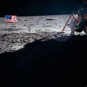 Apollo 11 the American Flag on the Moon - Apollo11Space