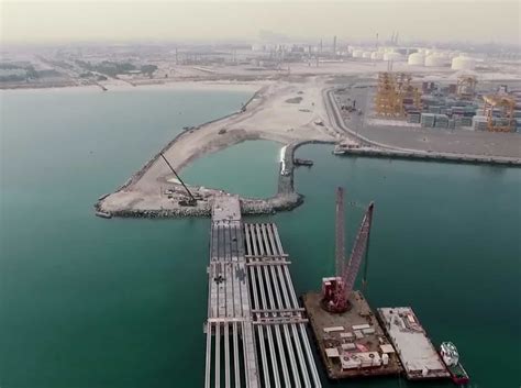 DP World signs construction contracts for Jebel Ali expansion | Container Management