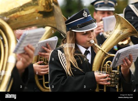 Brass instruments orchestra hi-res stock photography and images - Alamy