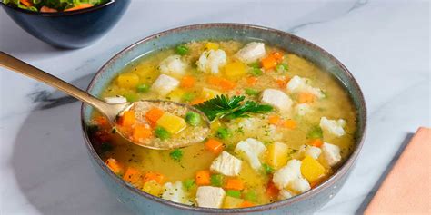 Sopa de pollo con verduras | Recetas Nestlé