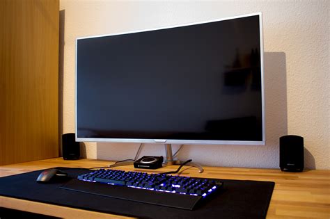 Philips BDM4037UW 40 Inch Curved Monitor Review