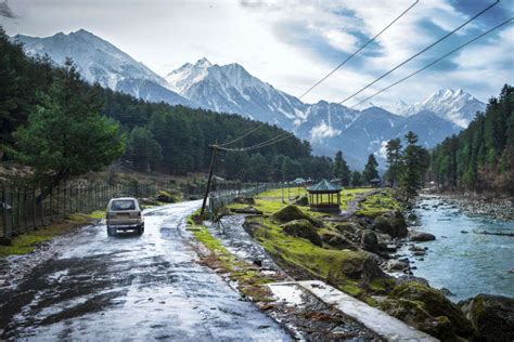 Places to Visit in Pahalgam | Pahalgam Attractions | Times of India Travel