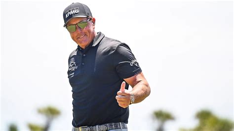 Phil Mickelson wears Rolex Cellini during his 2021 PGA Championship win | Professional Watches