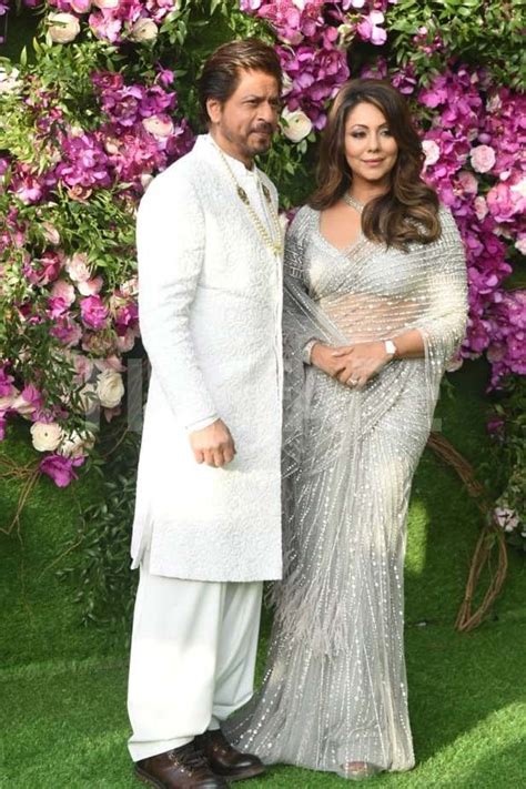 Shah Rukh Khan, Gauri Khan | Bollywood wedding, Most beautiful indian ...