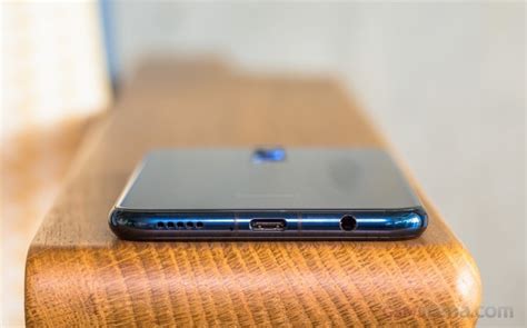 Huawei Mate 20 lite review: Design, 360-degree spin